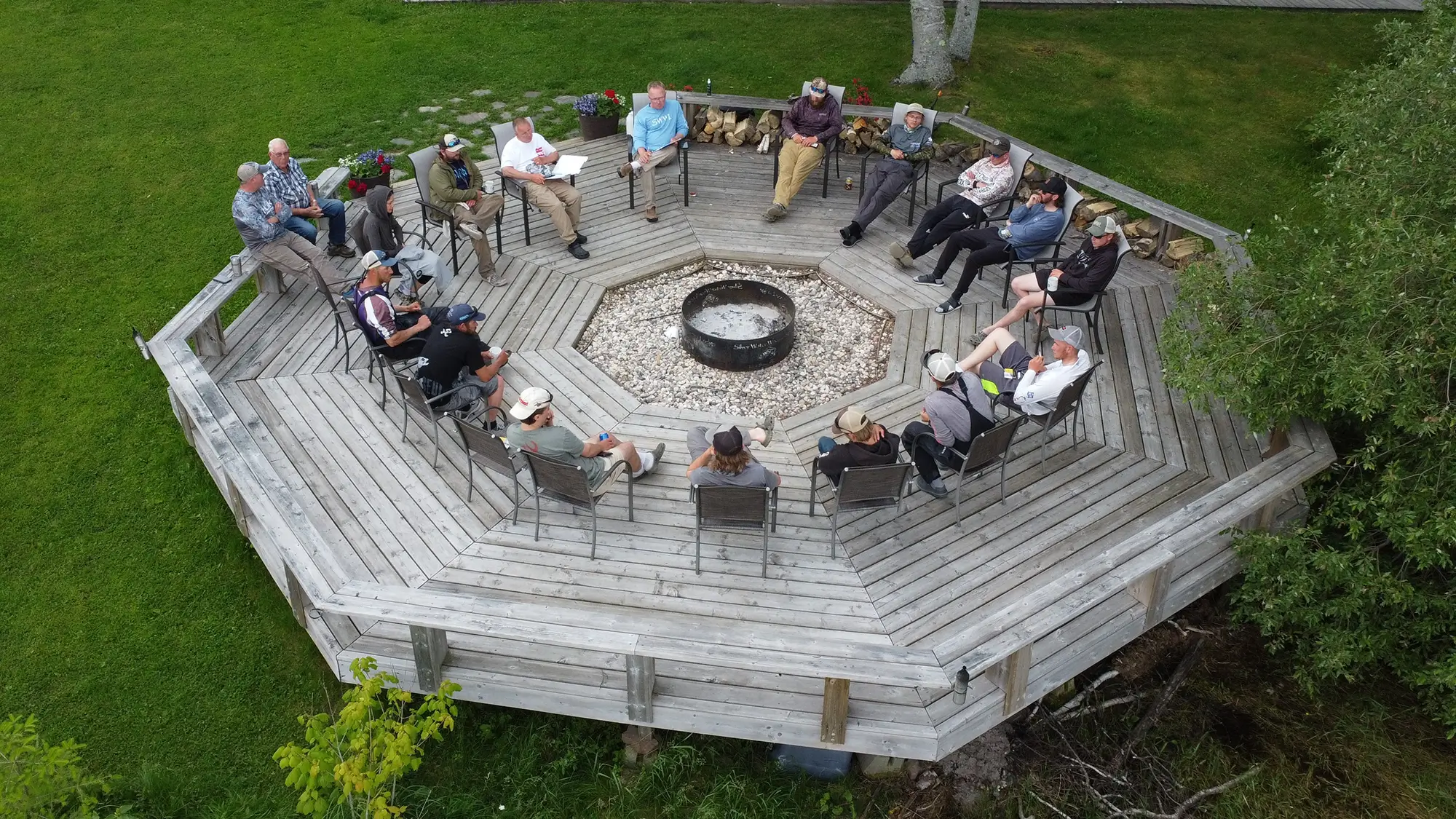 Best HD Pictures about  Silver Water Wheel Lodge  with No AI Images